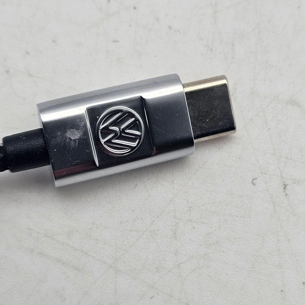 Volkswagen OEM USB-C USB Female Braided Cable Adapter 000.051.446.BH Black OEM